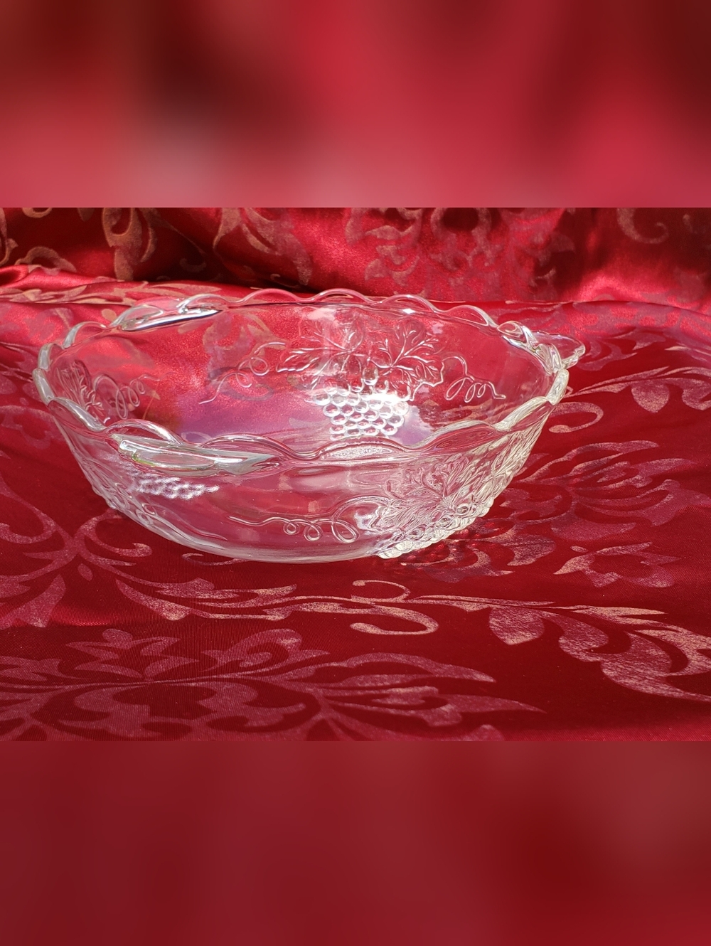 Vintage Anchor Hocking Grapevine Bowl